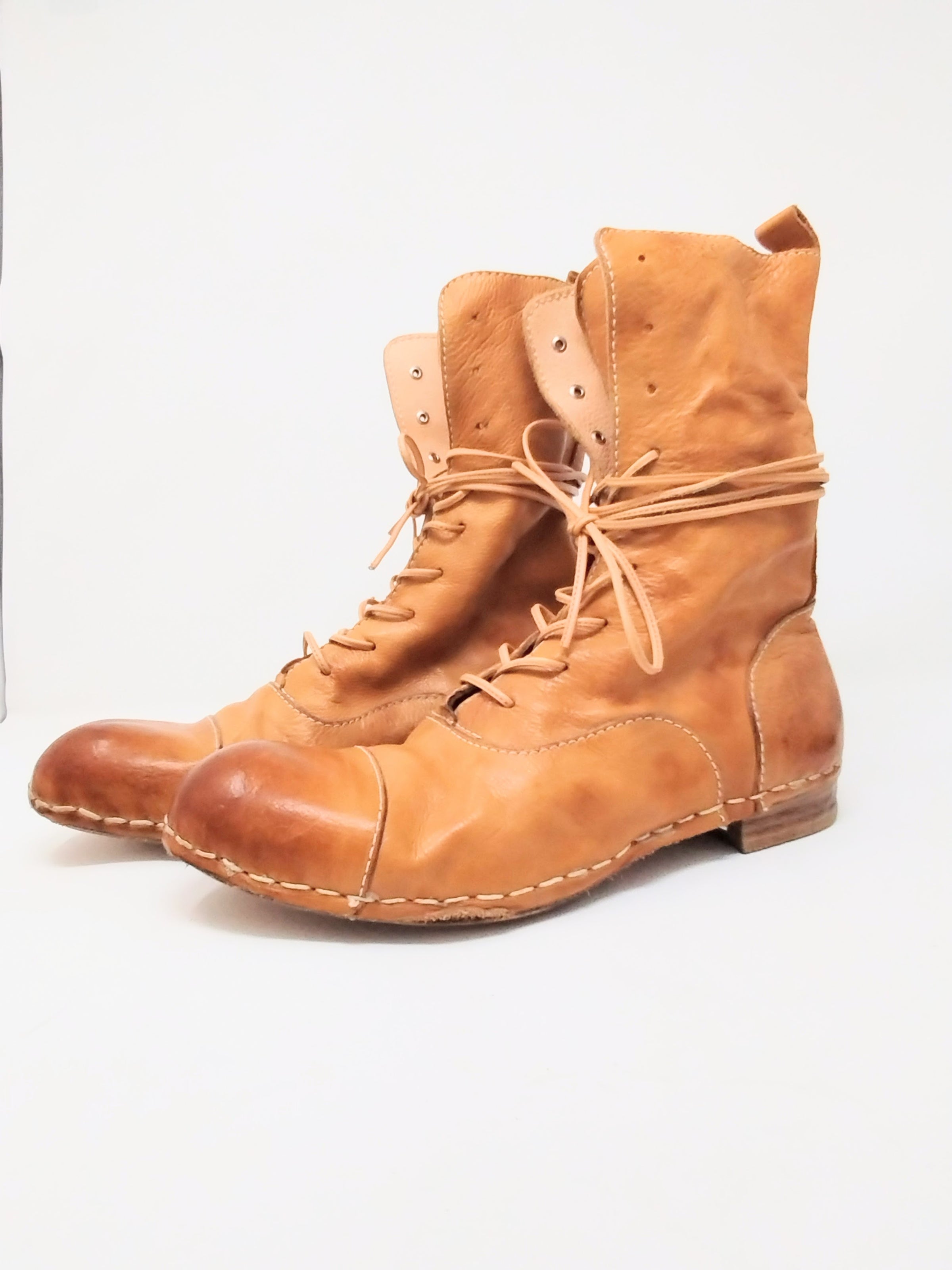 世界に一足の靴, Pionero | Pionero online shop